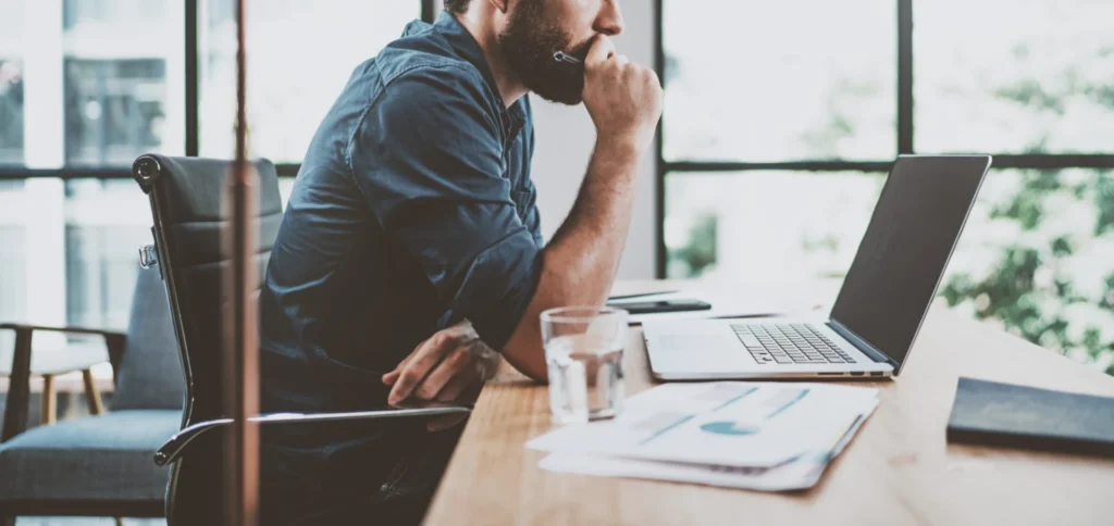 competitor stock monitoring